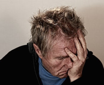 Estrés en personas mayores: entendiendo y mitigando sus efectos - Teleasistencia