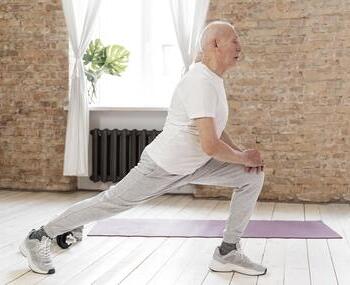 Gimnasia en casa: Mejora tu fuerza y equilibrio – Teleasistencia