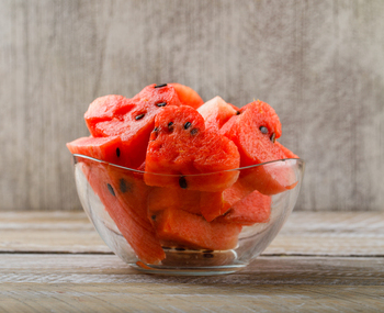 10 alimentos ricos en agua para evitar una deshidratación – Teleasistencia